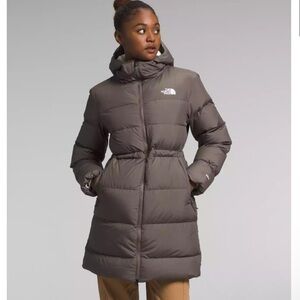 North Face W Explore Farther Parka in Falcon Brown, Size Small